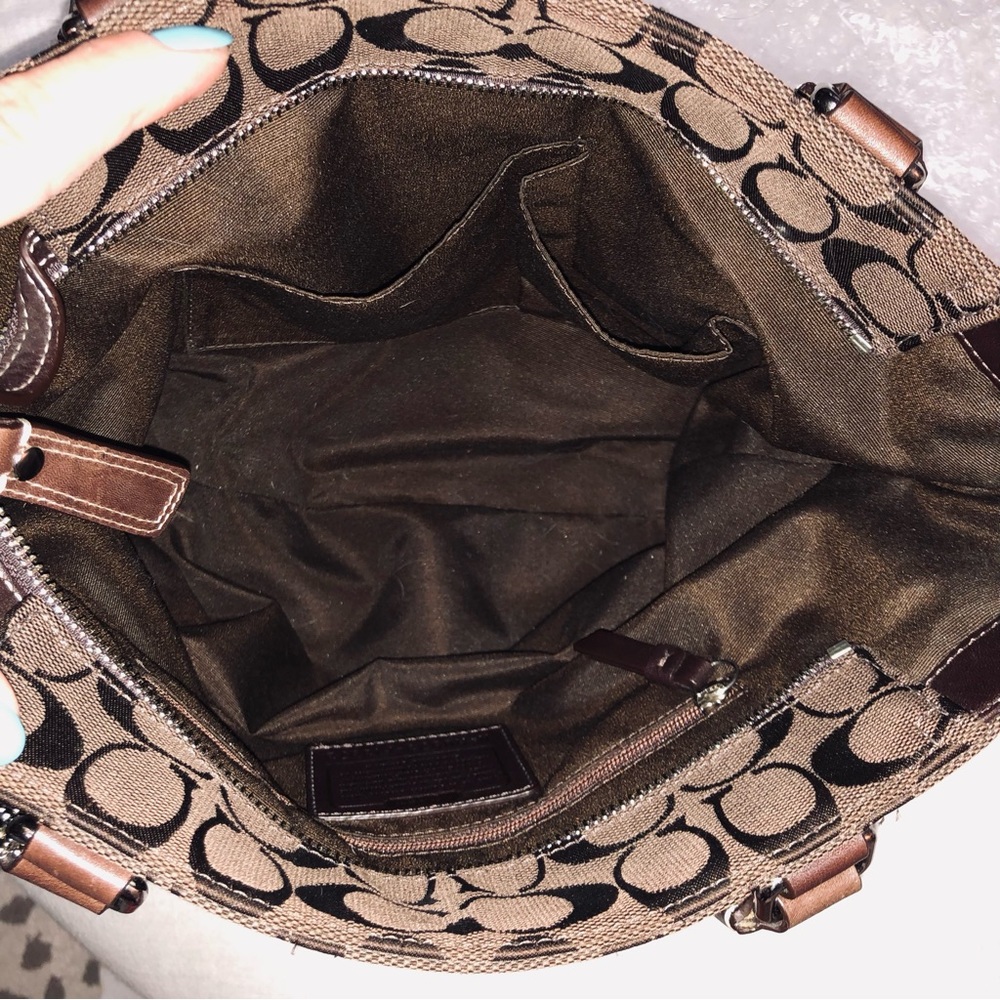 Coach classic Tote *Authentic* - Picture 12 of 12